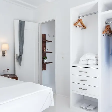 Casa Montzo Boutique كاتيليوس